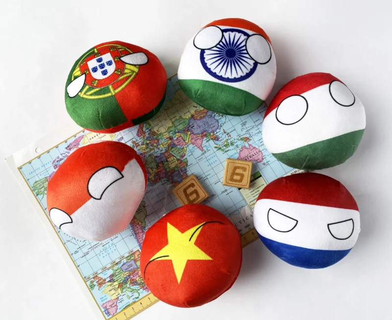 6PC: Portugal, Poland, Netherlands, India, Vietnam, Hungary, group view
